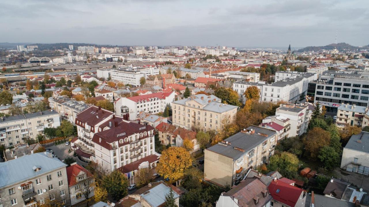 Nota Bene Hotel & Restaurant Lviv Eksteriør bilde