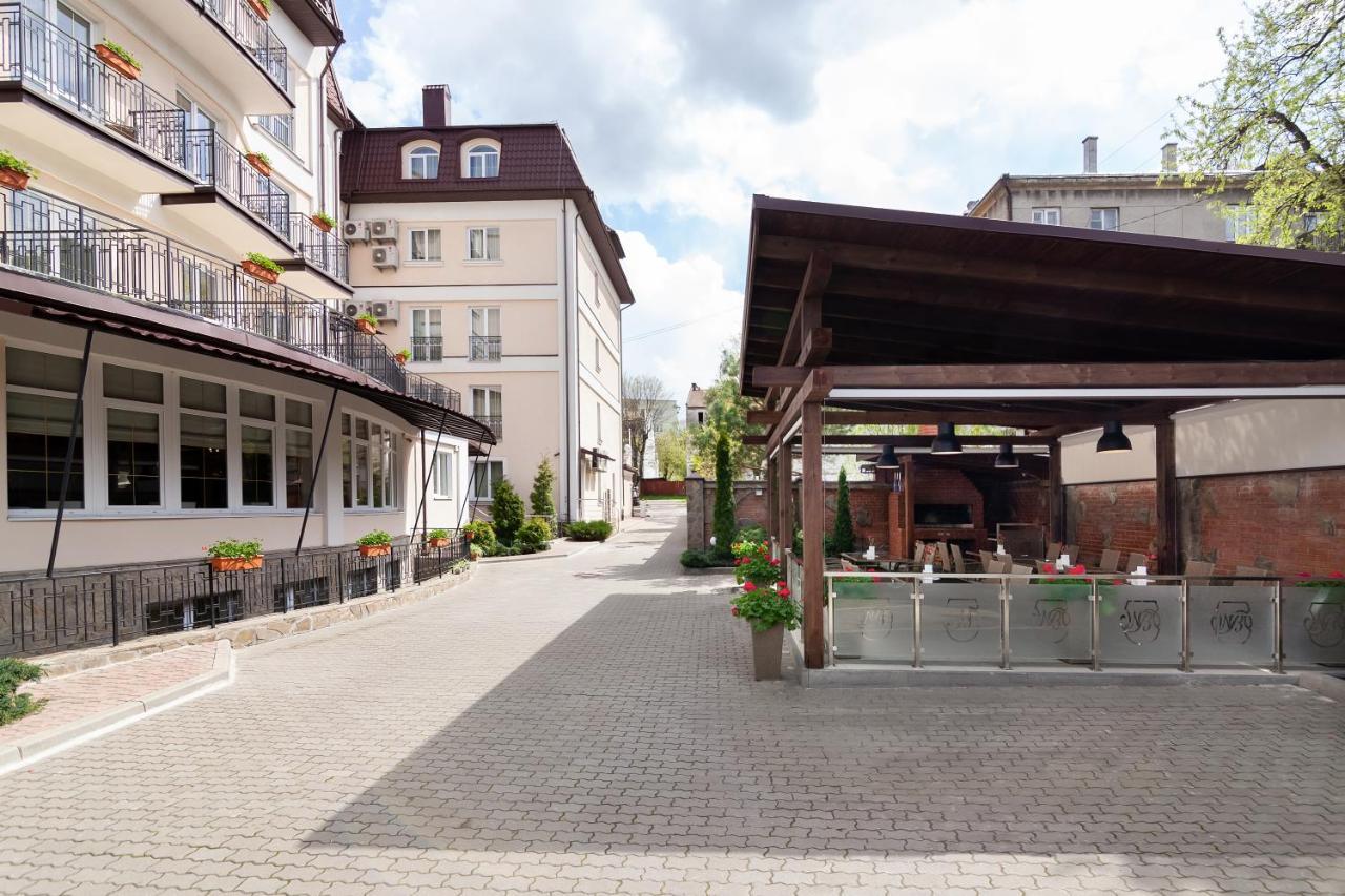 Nota Bene Hotel & Restaurant Lviv Eksteriør bilde