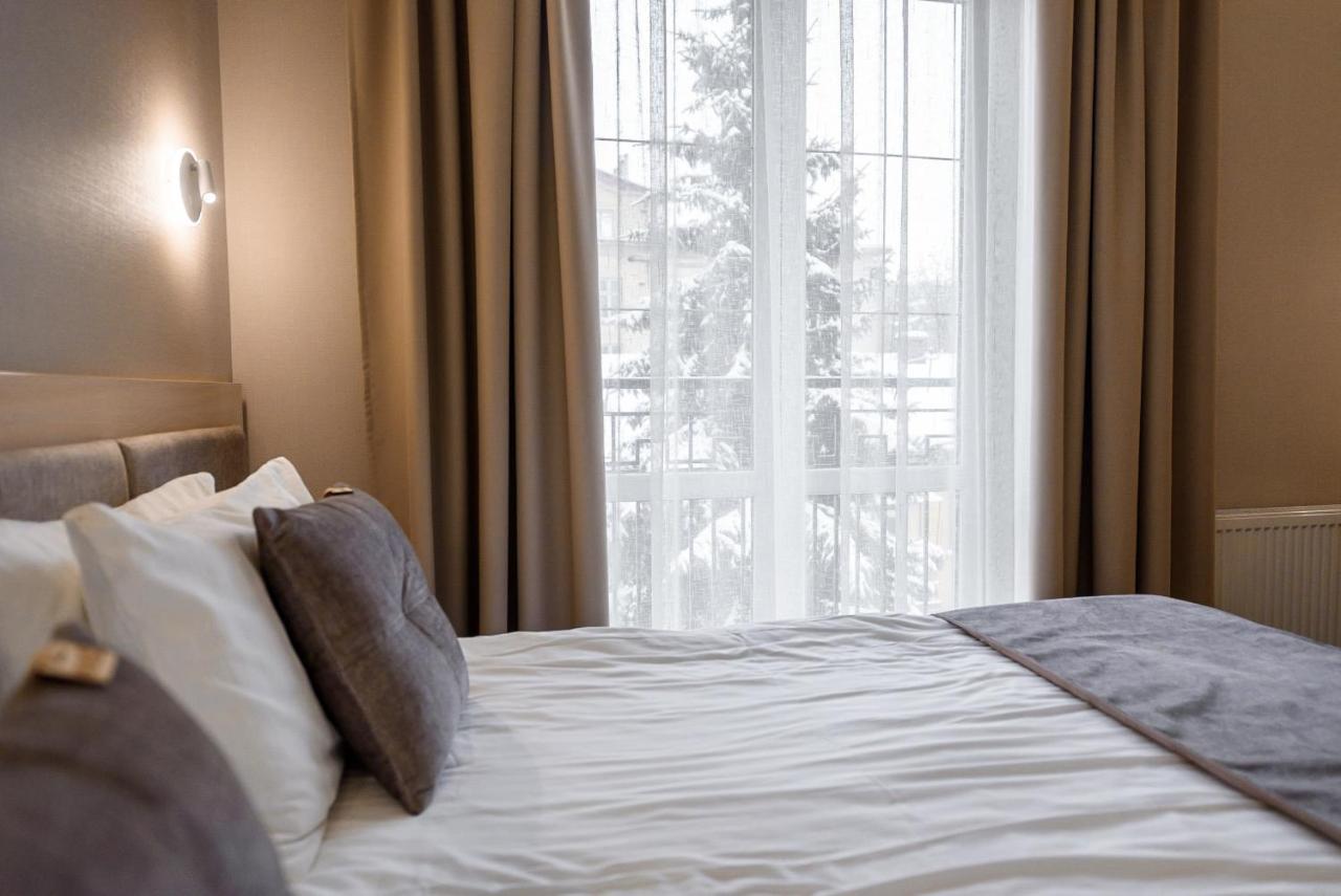 Nota Bene Hotel & Restaurant Lviv Eksteriør bilde