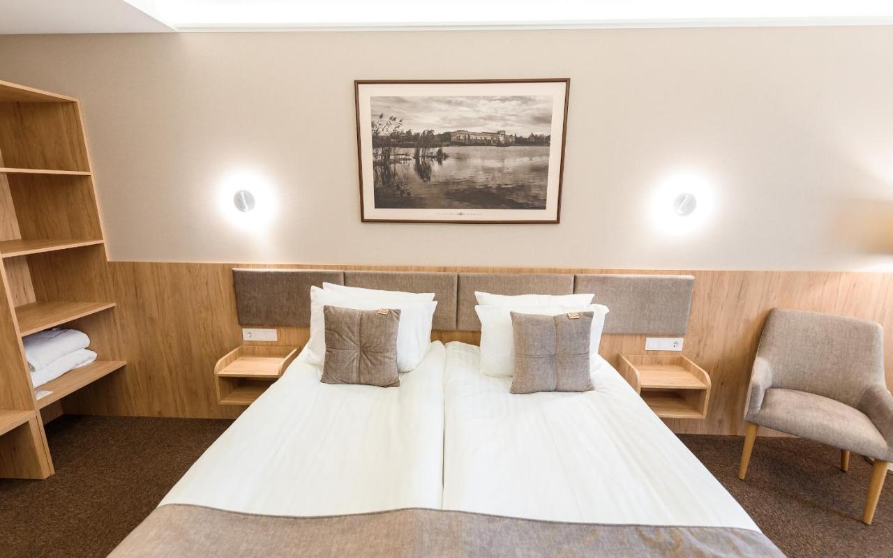 Nota Bene Hotel & Restaurant Lviv Eksteriør bilde