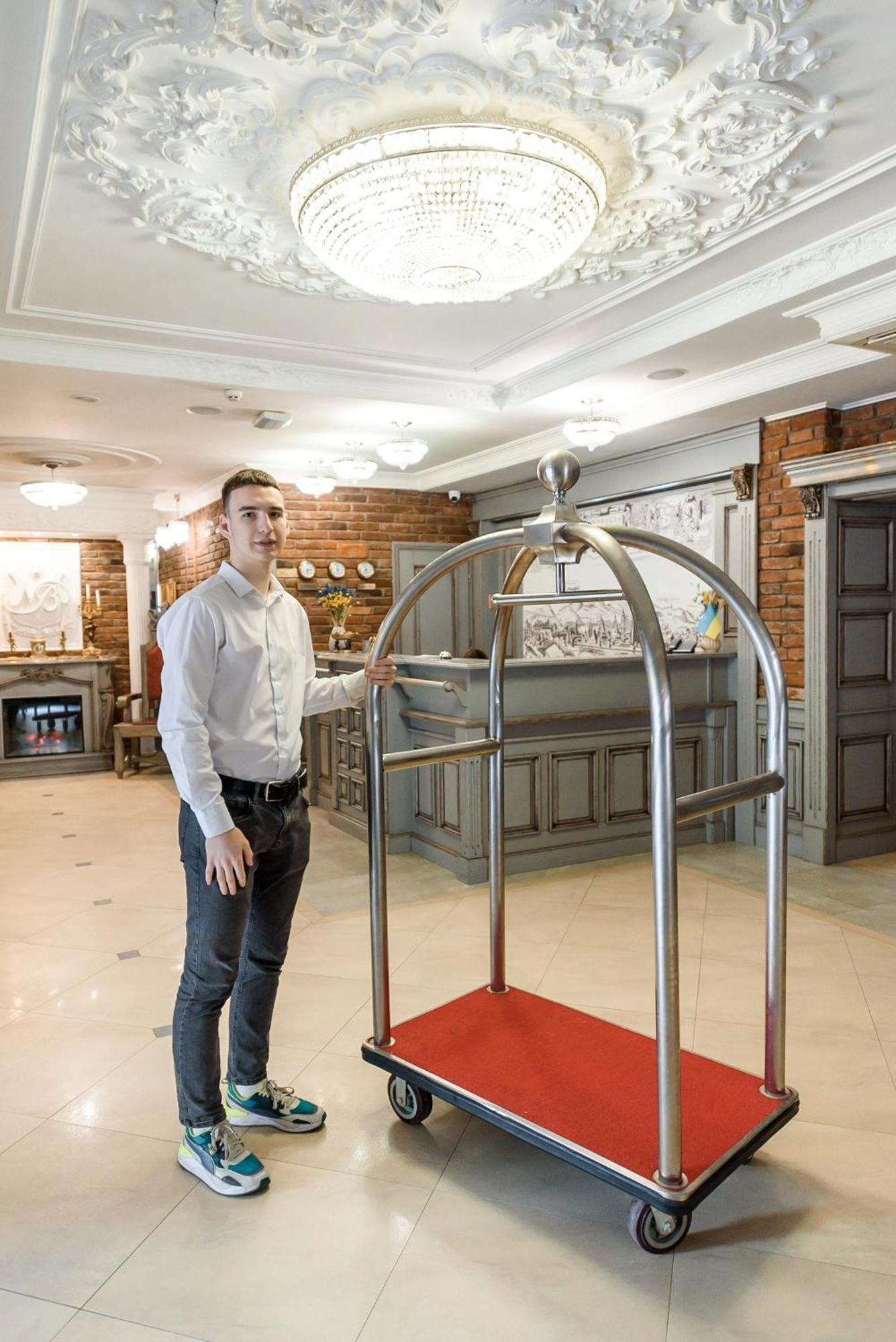 Nota Bene Hotel & Restaurant Lviv Eksteriør bilde