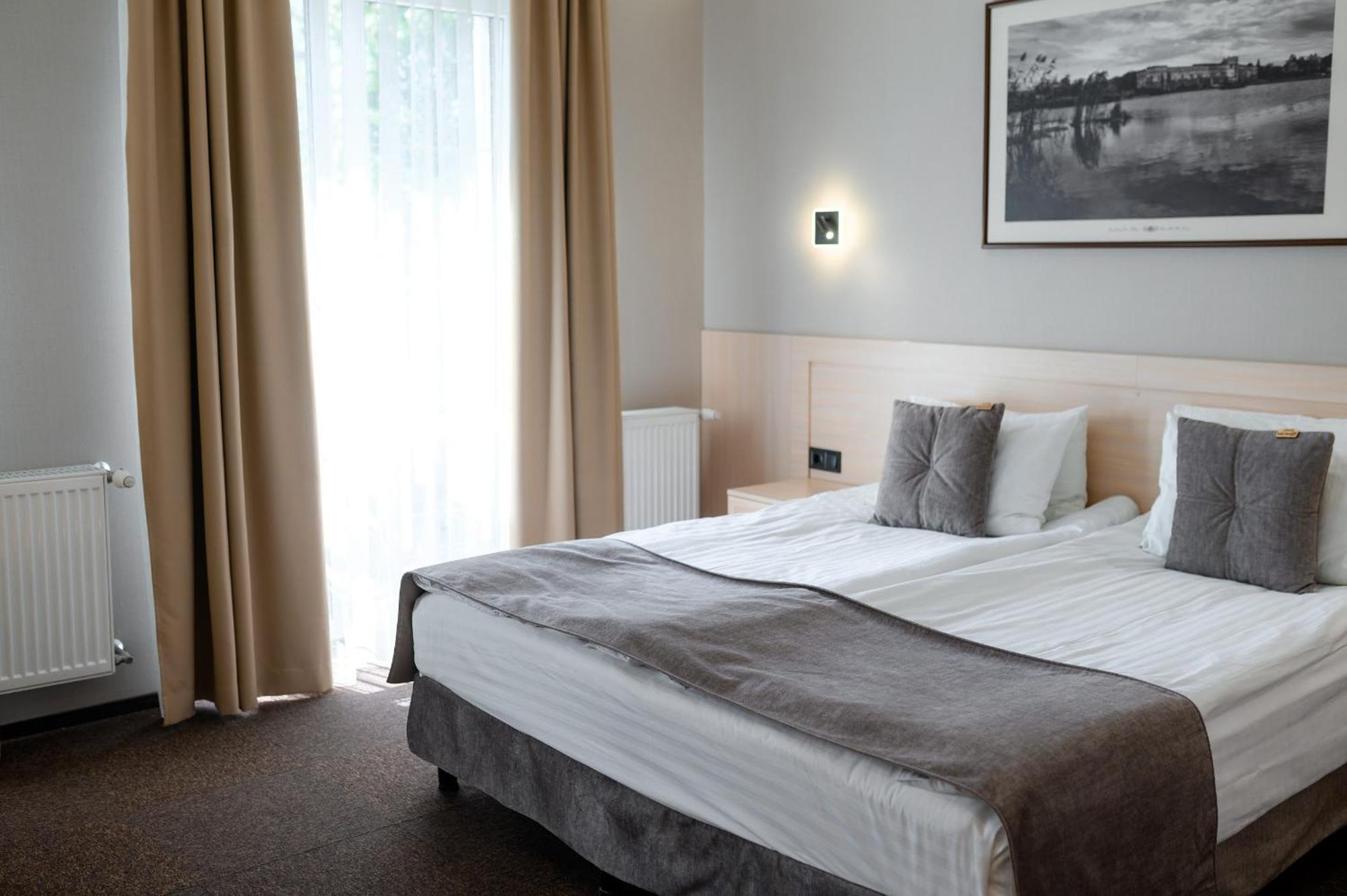 Nota Bene Hotel & Restaurant Lviv Eksteriør bilde