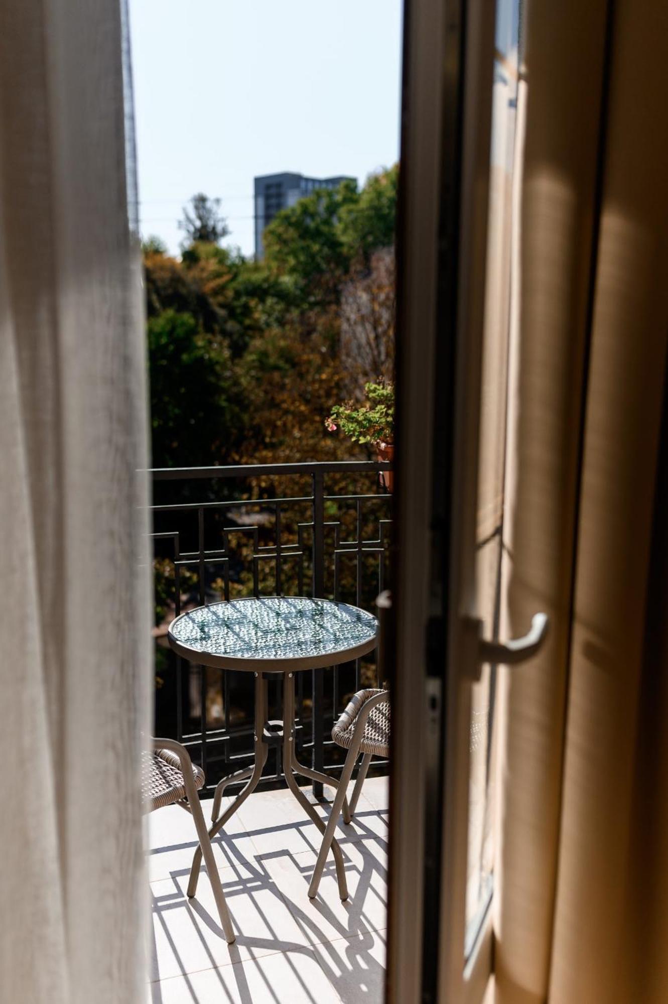 Nota Bene Hotel & Restaurant Lviv Eksteriør bilde