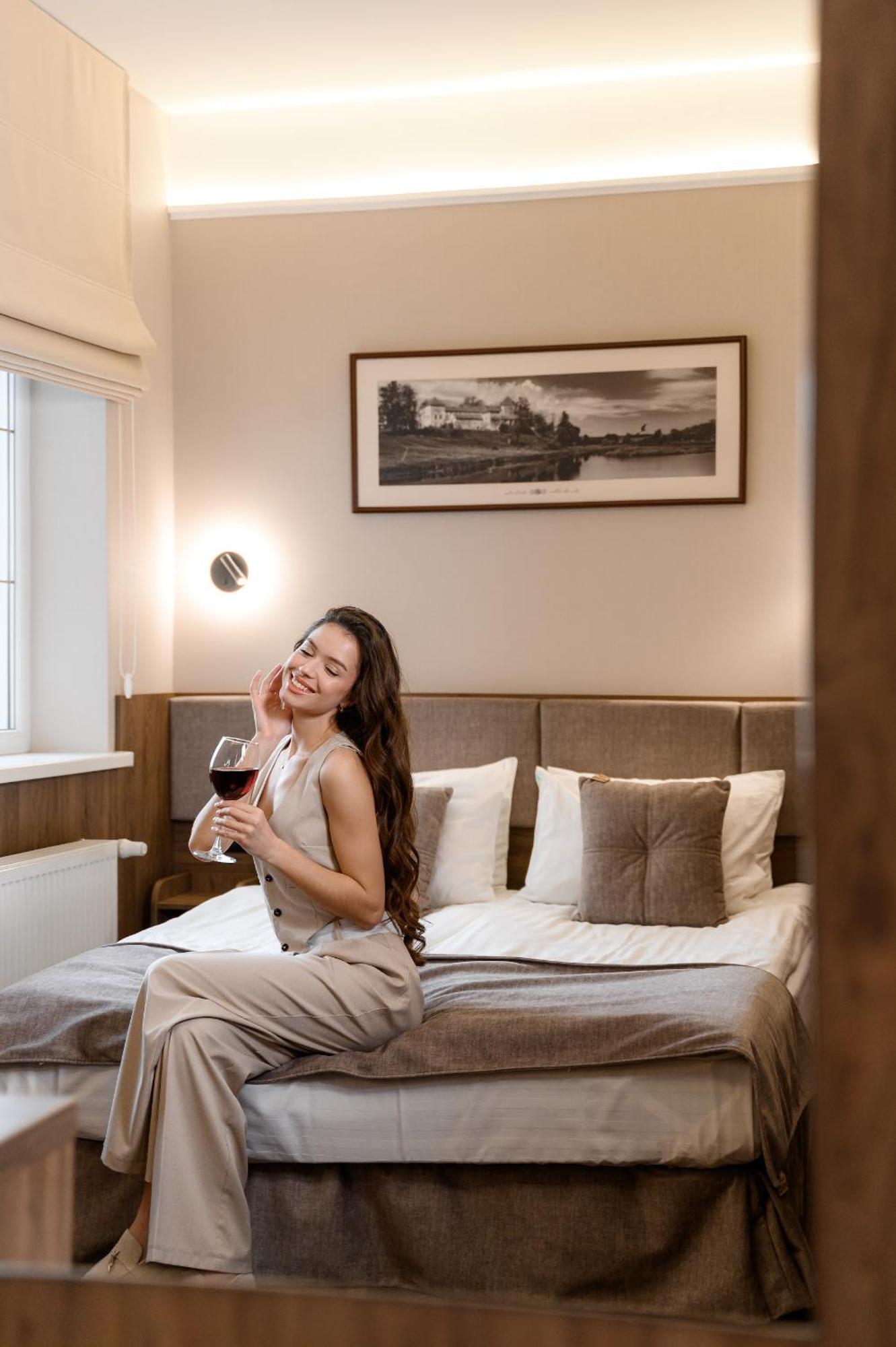 Nota Bene Hotel & Restaurant Lviv Eksteriør bilde